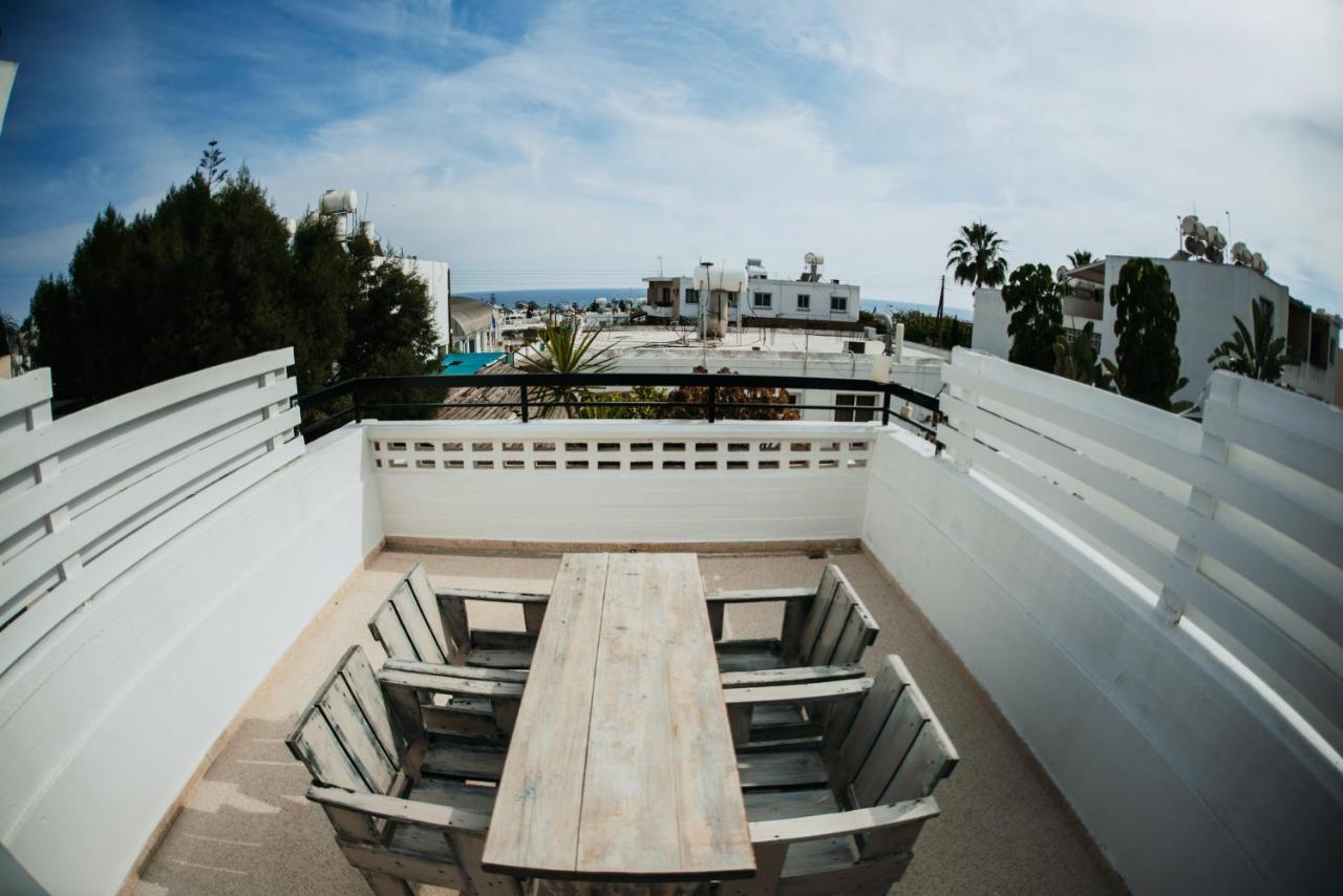 Ovis Hotel Apartments Ayia Napa Exterior photo