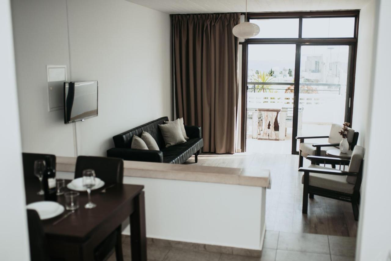 Ovis Hotel Apartments Ayia Napa Exterior photo